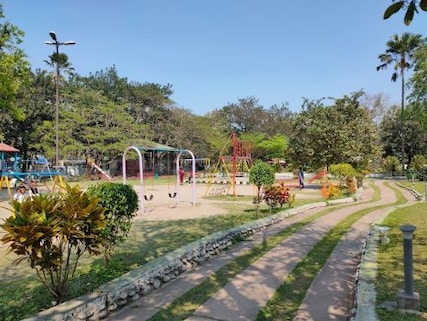 Picnic at Nehru Park